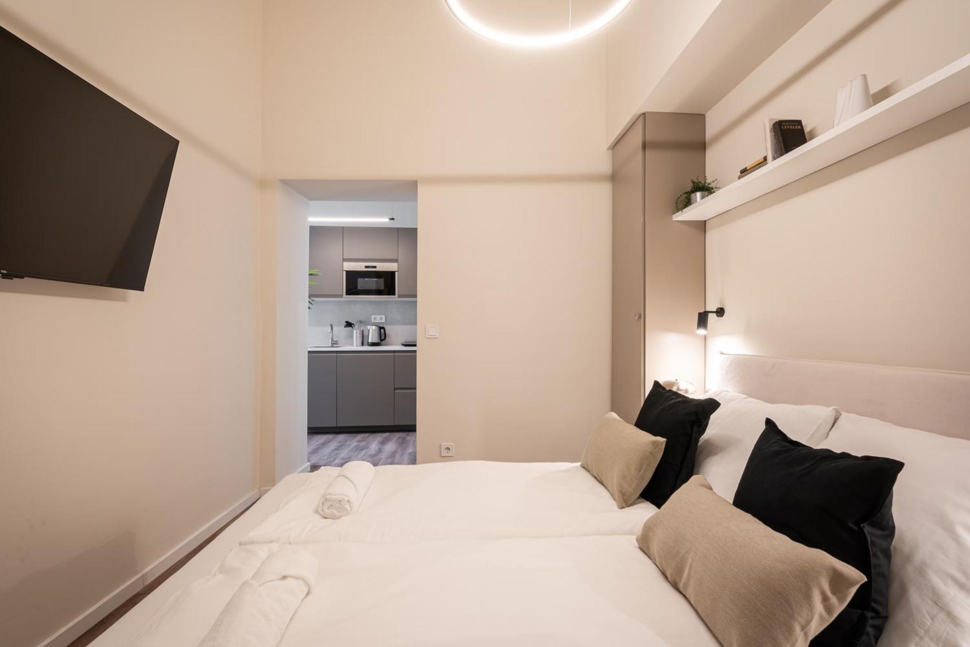 D54 Boutique Apartments Best Location By Bqa Budapest Bagian luar foto