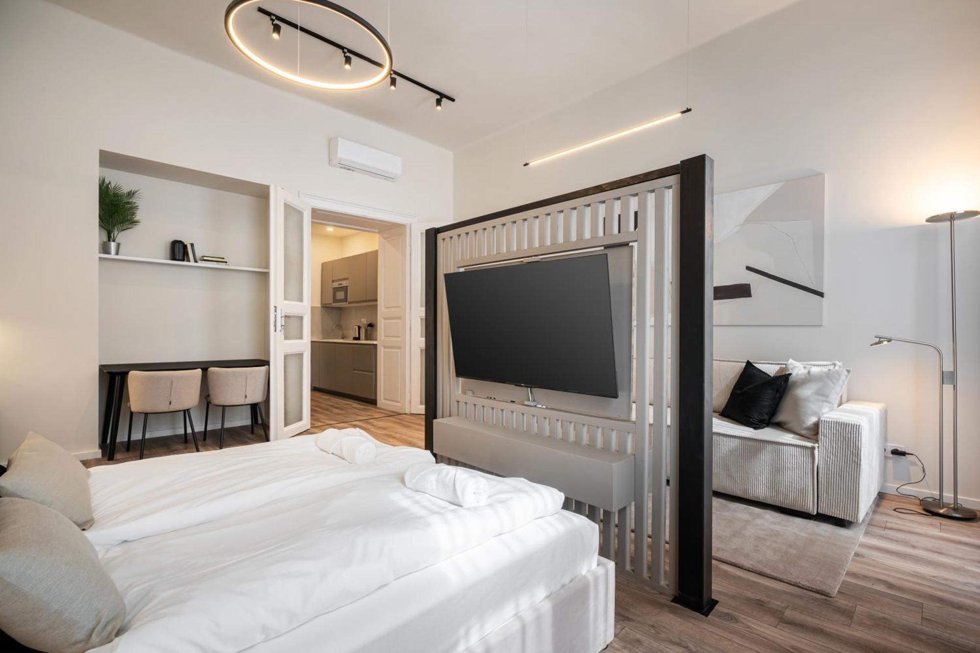 D54 Boutique Apartments Best Location By Bqa Budapest Bagian luar foto